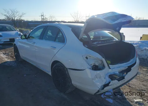 2015 Mercedes-Benz C-Class C 300 из США, поврежденный, VIN 55SWF4KBXFU086747